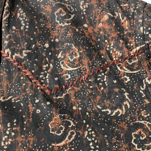 Roughstock Pearl Snaps Button Down Western Shirt (L) - Picture 12 of 13